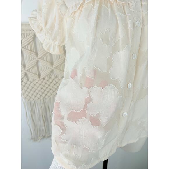 Lulus Ivory Floral Burnout Puff Sleeve Button Front Top Size XS Jacquard Blouse - Picture 7 of 13